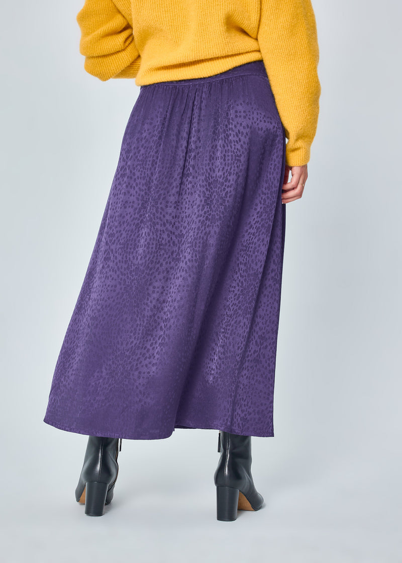 LONG DAUPHINE SKIRT