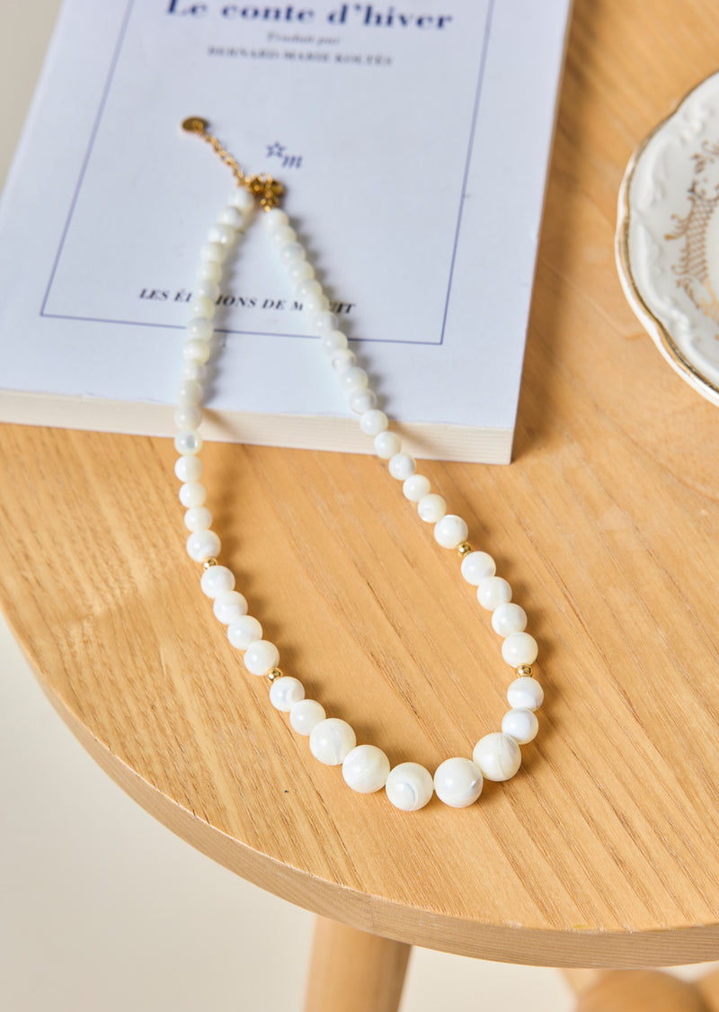 MOTHER-OF-PEARL NECKLACE